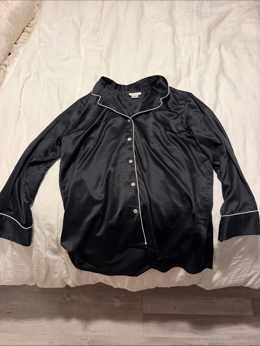 Natori black satin long sleeve sleep shirt
